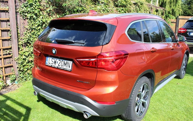 BMW X1 cena 99900 przebieg: 69000, rok produkcji 2019 z Piaski małe 596